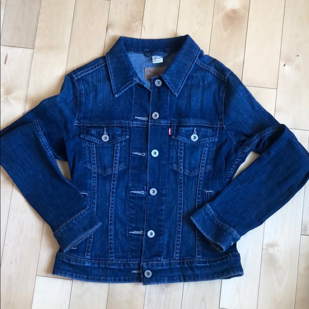 Levi’s Denim Jacket!